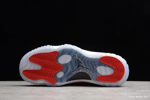 RetroGym Red Jordan 378037-623 Air 11 0813
